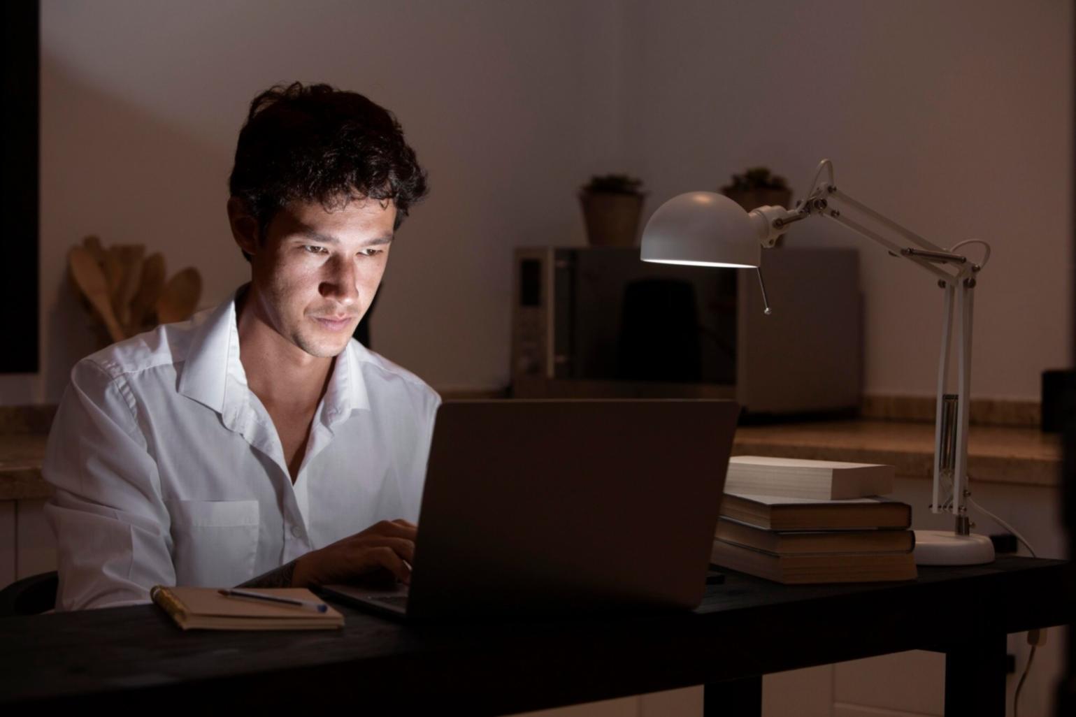 Interaktive Lernumgebung bei Acquire Capital